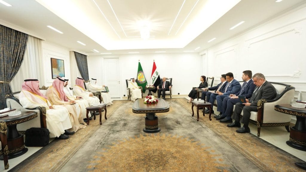 وزير الخارجية العراقي يستقبل الأمين العام لمجلس التعاون الخليجي